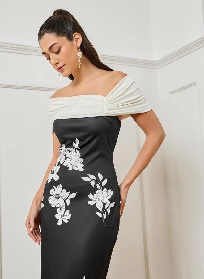 Styli Women Black Floral Print Off-Shoulder Maxi Dress